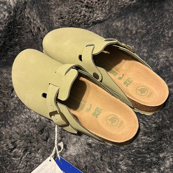 No Longer For Sale, decided to keep. Sorry! - Picture 2 of 4